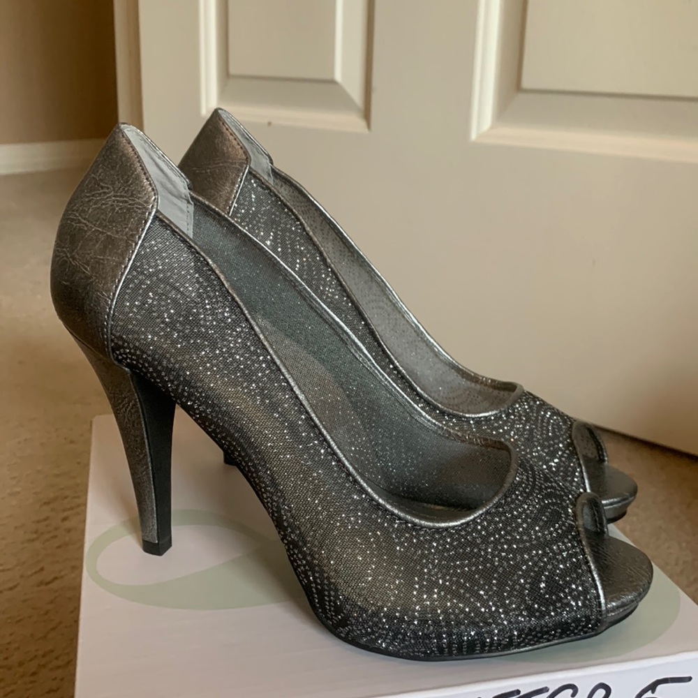 Grey sparky heels